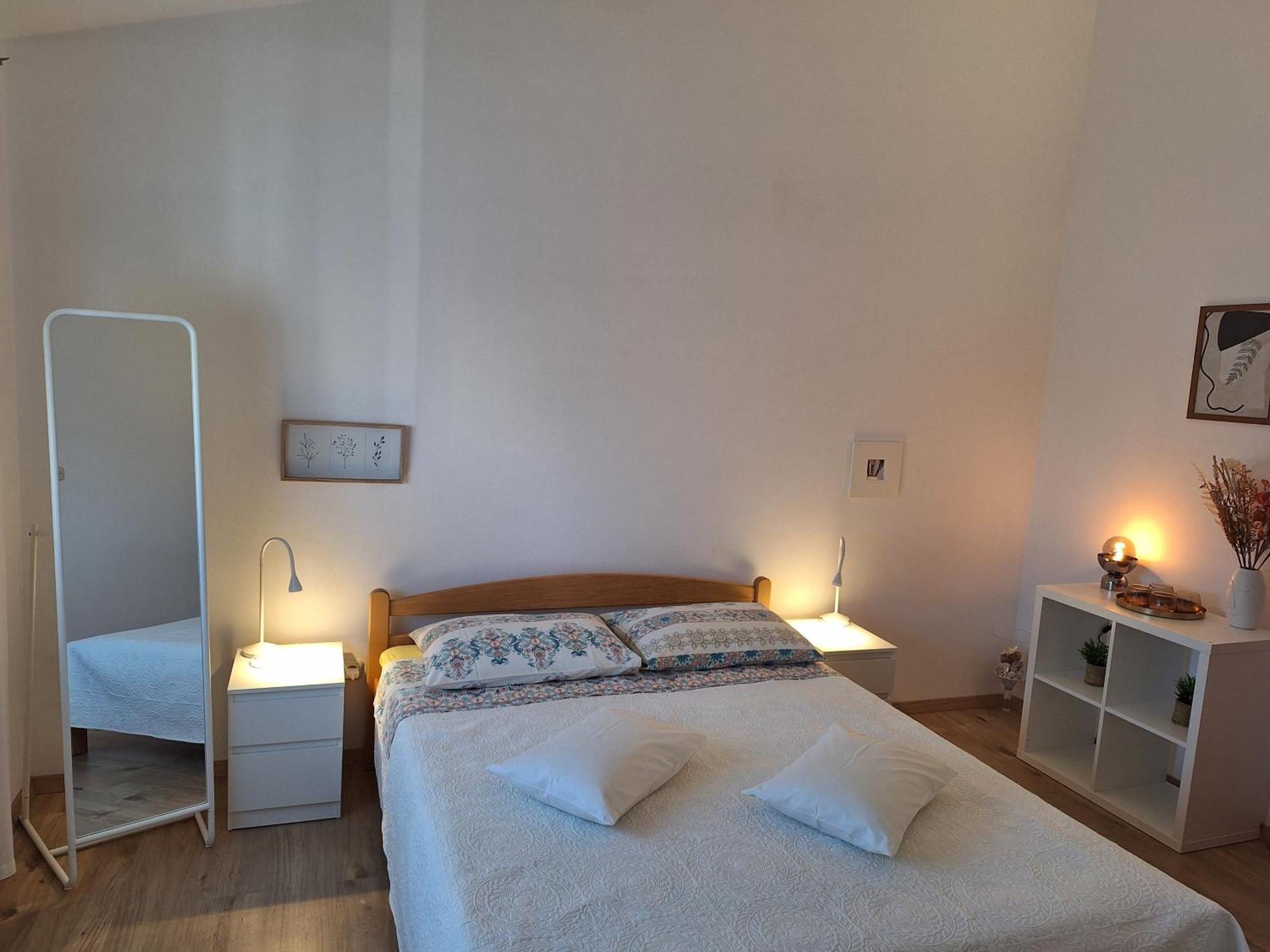 Apartments And Rooms Lorena 236 ロヴィニ エクステリア 写真